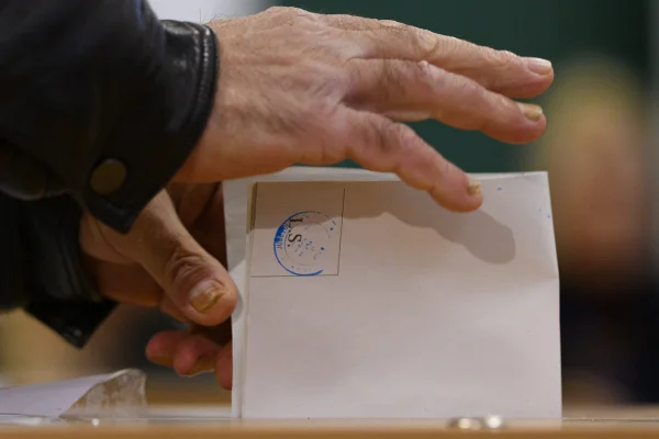 Alegeri prezidențiale 2025: 18.979 secții de votare vor fi deschise în România