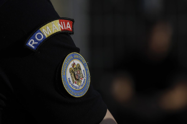 Apropiaţi ai fugarului suspectat de uciderea unei femei în Mureș au început să colaboreze cu anchetatorii, anunță Poliția Română