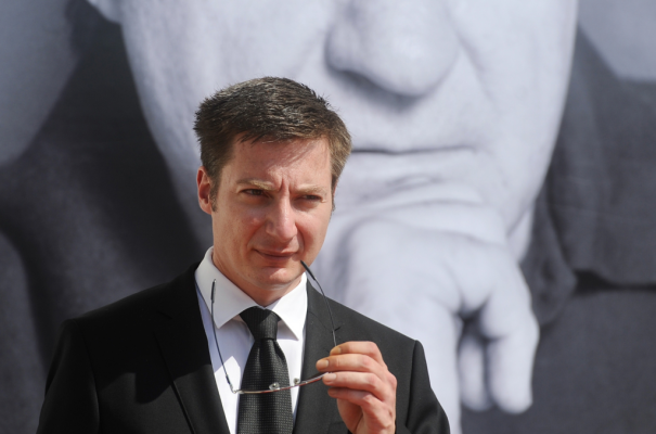 Caramitru explică strategia lui Bolojan de a pune funcționarii să dea examen: "Rămâne cine are neuroni în cap"