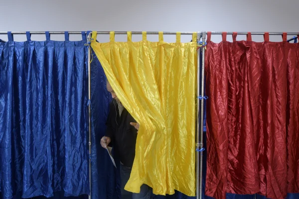 Se deschide prima secție de votare din străinătate pentru alegerile prezidențiale din România