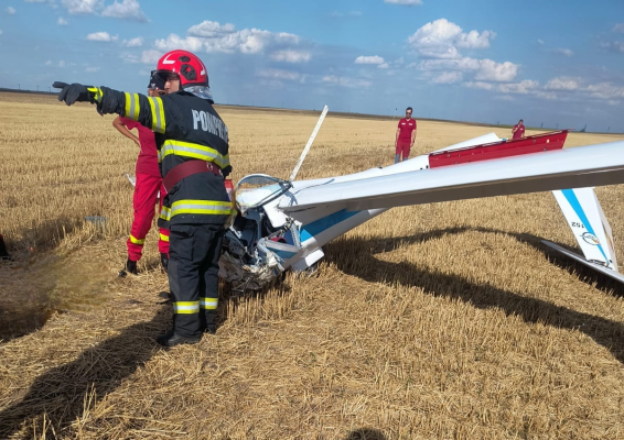 Planor prăbușit în județul Olt. Pilotul, un tânăr de 24 de ani, a murit în urma accidentului aviatic