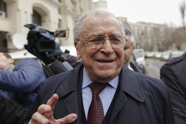 Spitalul ”Agrippa Ionescu”: Starea de sănătate a lui Ion Iliescu este uşor ameliorată faţă de ziua precedentă/ Fostul preşedinte al României este conştient, stabil hemodinamic, cu necesar minim de oxigen