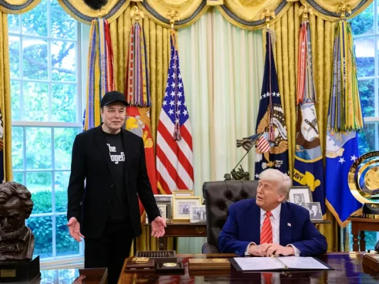 „S-a rupt lanțul de iubire”. Elon Musk atacă bugetul susținut de Trump: „O abominație dezgustătoare”