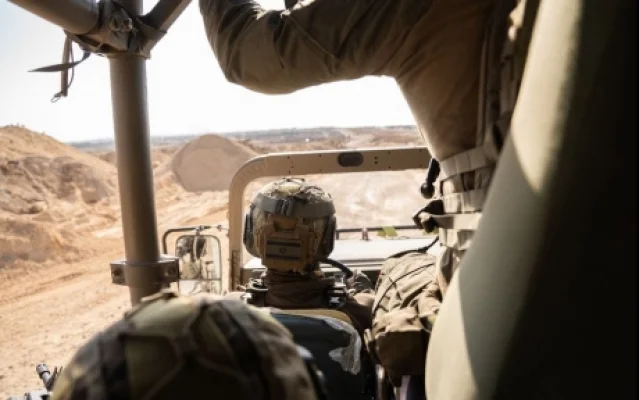 Patru militari israelieni au murit în Fâșia Gaza, într-o explozie capcană. 429 de soldați au murit de la începutul campaniei militare