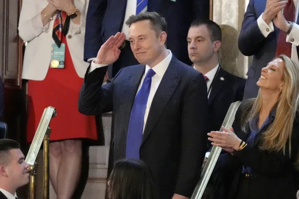 Elon Musk vrea să trimită o rachetă Starship fără echipaj pe Marte. Obiectivul propus după eșecul zborurilor de testare