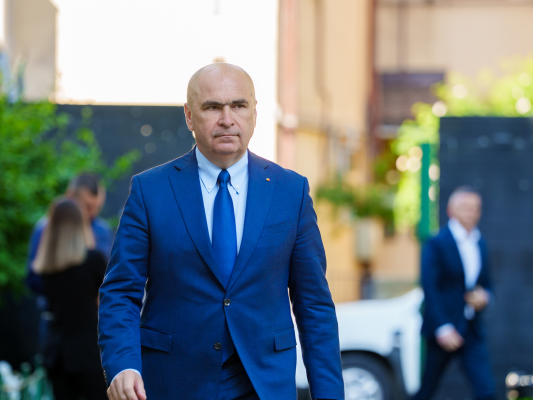 Schimbări majore în PNL: noul statut descentralizează alegerea conducerii și pune preț pe performanță. Bolojan: „Nu mai trebuie să fii prieten cu președintele partidului, trebuie să fii prieten cu cetățenii”.