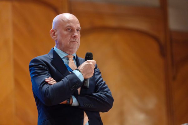 BNS acuză un „atac periclos” al Curtii Constitutionale asupra drepturilor angajaților din sistemul public. Dumitru Costin: „Este inacceptabil”
