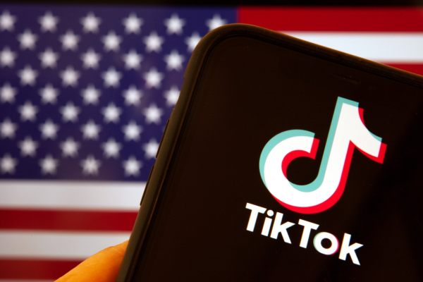 Compania americană de investiții Blackstone se retrage din consorțiul pentru investiția în TikTok SUA, în contextul incertitudinilor comerciale cu China