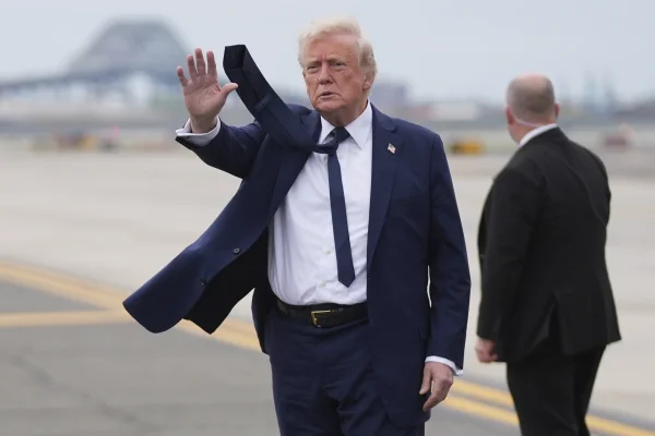 Trump, „frustrat” din cauza războiului din Ucraina. Administrația americană îi transmite lui Putin că e nevoie de un armistițiu permanent