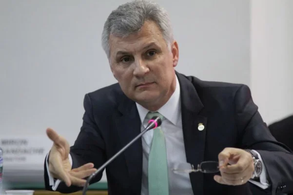 Zamfir: Multinaționalele vor plăti impozit de 1% pe cifra de afaceri