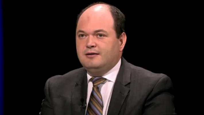 Un tehnocrat vehiculat pentru postul de premier. Ionuț Dumitru, economist: Nu am nimic de comentat