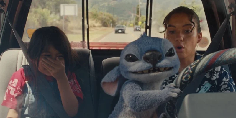 Un nou film Disney, o nouă controversă: potrivit multor fani, versiunea „Lilo & Stitch” cu actori reali ar fi compromis sensul original al poveștii / O actriță nu are tenul unui nativ hawaiian, iar absența unor personaje e pusă pe seama politicii republicanilor americani