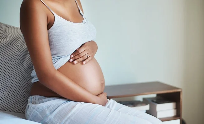 O femeie însărcinată aflată în moarte cerebrală este ţinută în viaţă în baza unei legi antiavort din Georgia