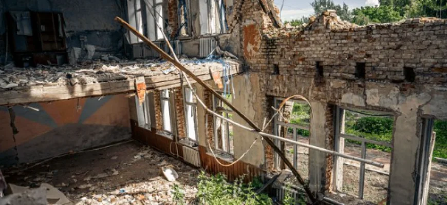 Ruşii au bombardat masiv oraşul ucrainean Sumî. Atacuri cu drone au avut loc şi la Nikolaev şi Herson