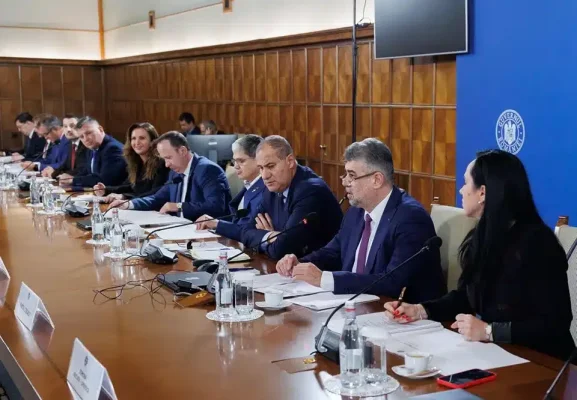 Guvernul va da o hotărâre joi prin care va aproba Strategia Naţională pentru Tineret 2024-2027