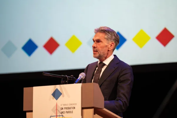 Premierul olandez Schoof demisionează, la câteva ore după ce partidul PVV a părăsit coaliţia guvernamentală