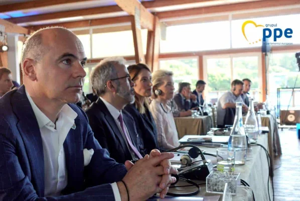 Rareș Bogdan, ales vicepreședinte al Comisiei pentru Afaceri Externe din Parlamentul European. Care sunt prioritățile, în noua legislatură