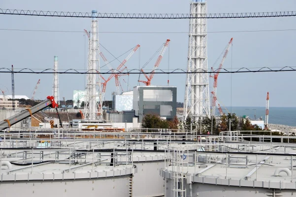 Un tribunal japonez a anulat amenda de 84 de miliarde de euro aplicată şefilor operatorului de la centrala nucleară Fukushima
