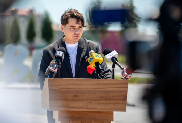 Selly lansează VALIZA.RO, agenție de turism pentru Generația Z
