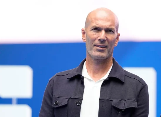 Zinedine Zidane spune că este pregătit să revină în antrenorat după patru ani de pauză