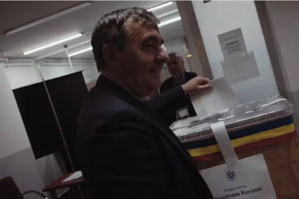 Gheorghe Hagi și Gică Popescu au votat la Istanbul