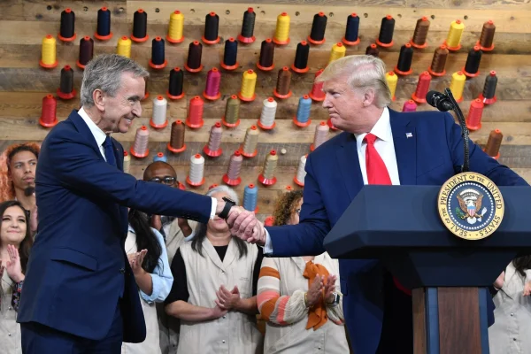 Cum amenință politicile comerciale ale lui Trump marile case de moda europene de lux