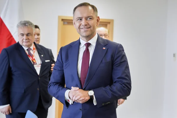 Relațiile Berlin-Varșovia ar putea avea de suferit în urma alegerii lui Nawrocki ca președinte al Poloniei, avertizează unii experți germani