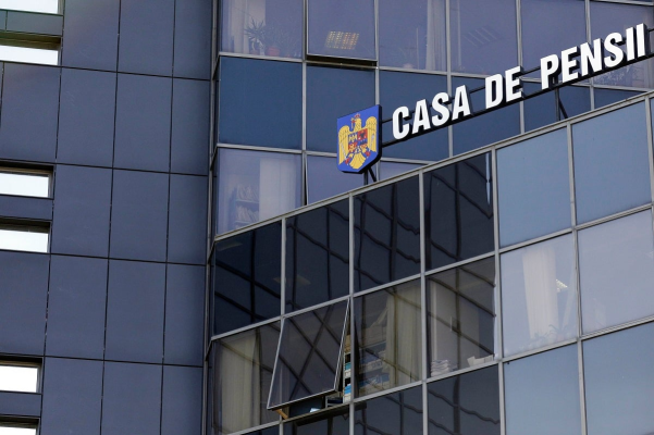 Salariaţii din casele de pensii au hotărât să nu mai lucreze nicio oră în plus şi în nicio zi din weekend, anunță Federaţia Naţională Solidaritatea Socială a Munci