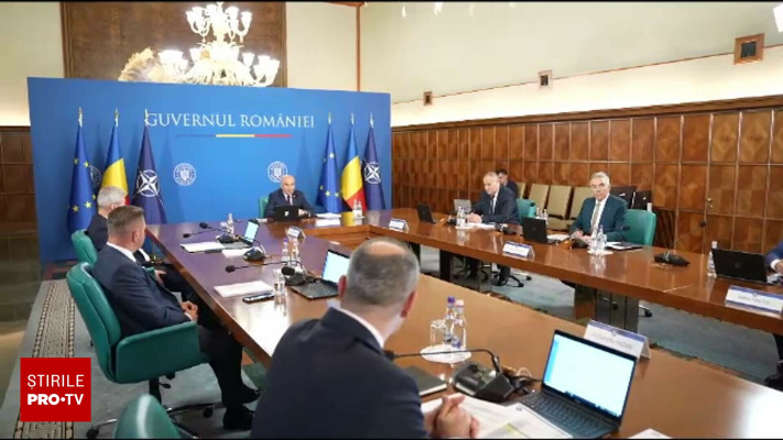 „Polul suveranist” a strâns semnături pentru moţiunea contra Guvernului Bolojan, dar nu are voturile necesare să treacă