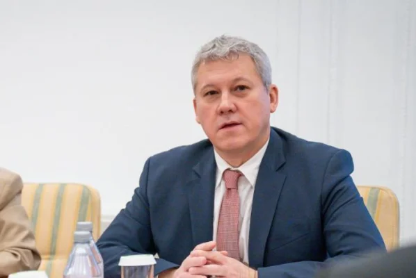 Ziua Democrației Românești, marcată de premierul Predoiu: România se clădește prin valori, sacrificiu și solidaritate - B1TV.ro