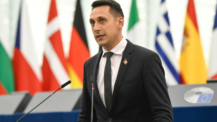 Tot un independent la Primăria Capitalei. Numele candidatului care menține irelevanța PSD, PNL și USR în București