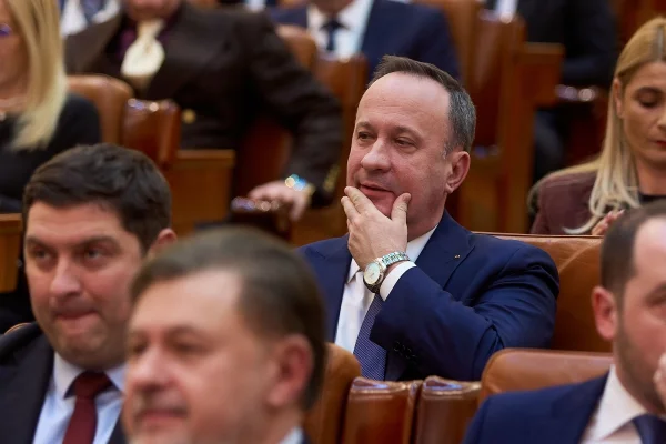 USR și PNL 'fugăresc' PSD pentru intrarea la guvernare. Fost ministru le pune o întrebare cheie: Ați discutat cu Comisia Europeană?