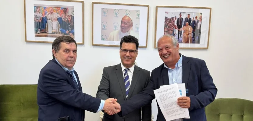 Un nou program de masterat, lansat de SNSPA și University of Meaning, universitate care funcționează sub autoritatea Statului Vatican