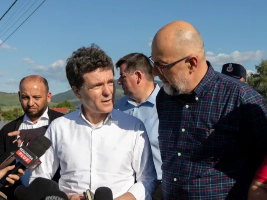 Care sunt politicienii aflaţi în topul încrederii românilor? Ce cred ei despre Nicuşor Dan