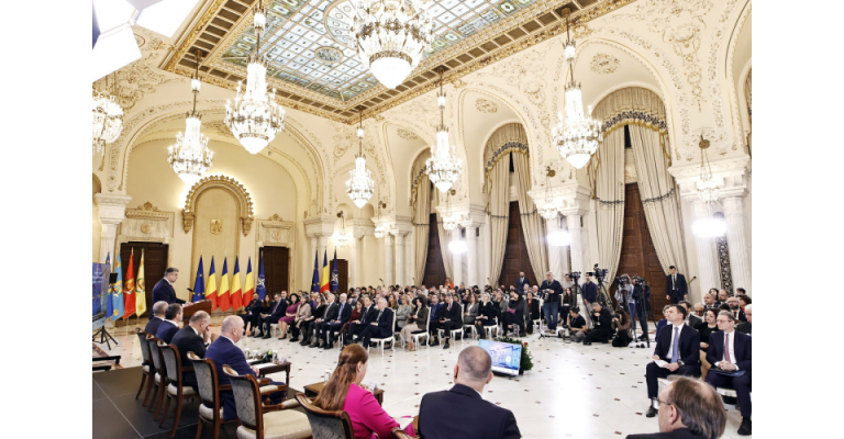 Angajații Guvernului se opun plafonării sporului pentru condiții vătămătoare la 300 de lei/lună