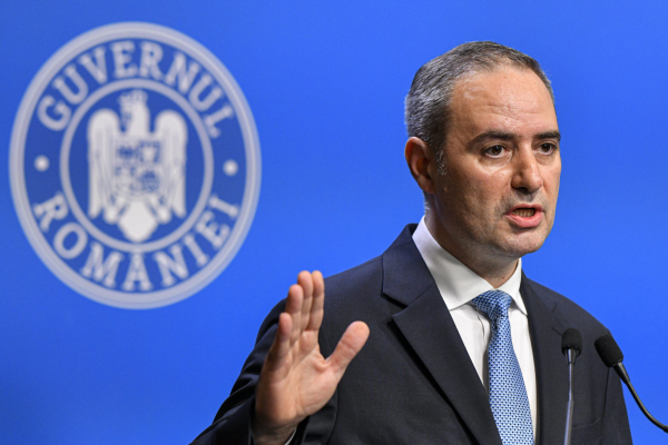 Va reuși România să-și mențină ratingul? Optimismul ministrului Finanțelor înainte de evaluarea Fitch