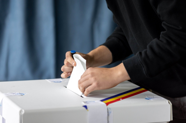 AUR a trecut de 40%, PNL e al doilea partid, PSD scade până aproape de USR - sondaj INSCOP