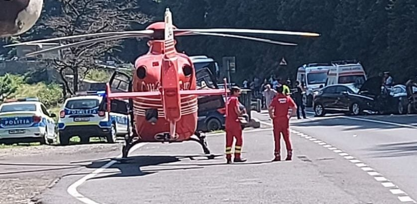 Trafic întrerupt pe DN 18, în Maramureș, din cauza unui accident / Un motociclist va fi preluat de elicopterul SMURD