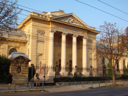 3.877 de candidați la UMF ”Carol Davila” din București