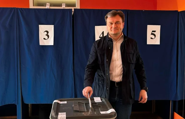 Premierul Moldovei, Dorin Recean, a votat la alegerile prezidențiale. „Din nou, e nevoie de unitatea noastră”