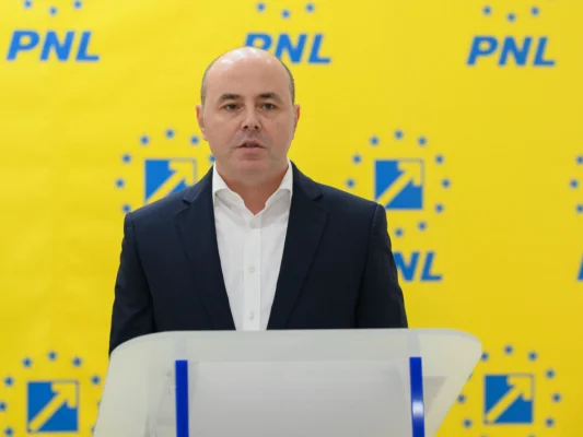 Deputatul Alexandru Muraru propune referendum în PNL și votează cu Nicușor Dan