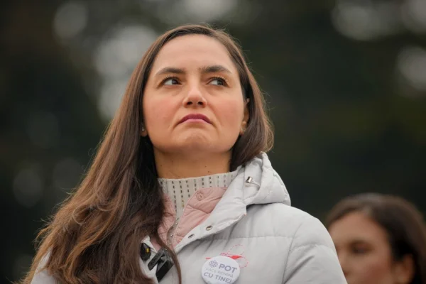 Anamaria Gavrilă o laudă pe Șoșoacă, după ce a exclus parlamentarii „dezertori” din SOS România. Ce spunea șefa POT, în urmă cu o săptămână, despre partidul extremist