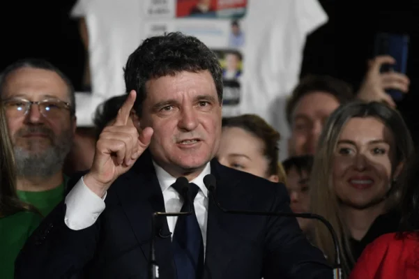 Nicușor Dan și-a anunțat demisia de la Primăria Capitalei
