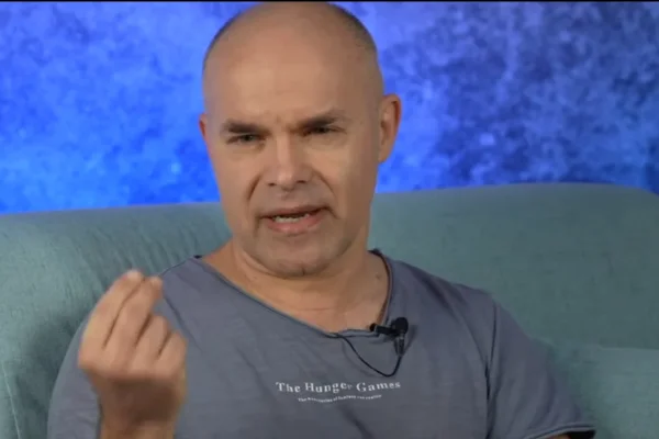 Vigilența, cheia unei societăți puternice. Daniel Funeriu, despre problemele majore ale României