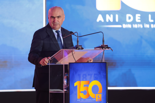 Bolojan pregătește revoluția în PNL: demisia de onoare pentru șefii cu rezultate slabe