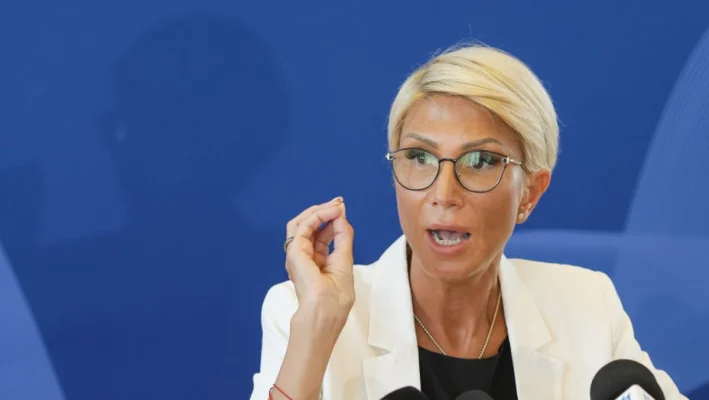Guvernarea scârțâie deja?! Raluca Turcan: 'PSD guvernează dimineața și face opoziție seara'