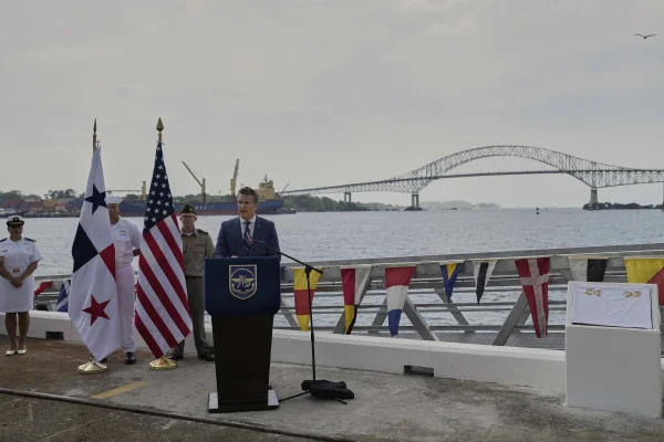 Pete Hegseth acuză China de interferență în treburile interne ale statului și în funcționarea Canalului Panama