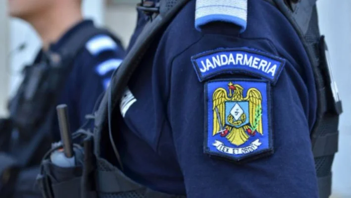 Violente si in Bucuresti. Sustinatorii lui Simion i-au lovit cu pumnii pe un tanar si pe sotia lui: „A durat o vesnicie pana cand au venit jandarmii”/ Reactia Politiei
