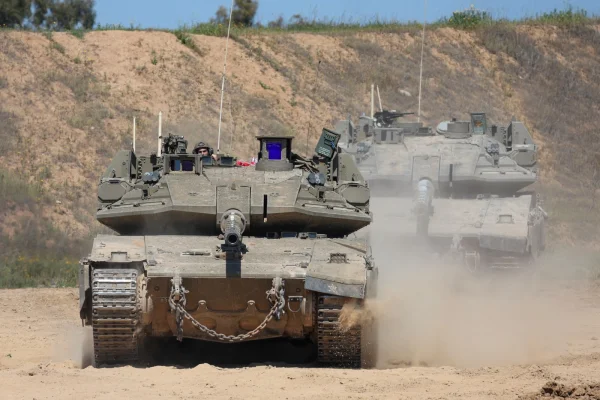 Zeci de mii de rezerviști au fost mobilizați în Israel după ce Guvernul a aprobat noile planuri de a OCUPA întreaga Fâșie Gaza