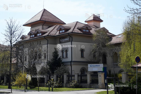 Bolojan: Voi trimite toate documentele privind imobilul RA-APPS unde funcționează EximBank către parchet